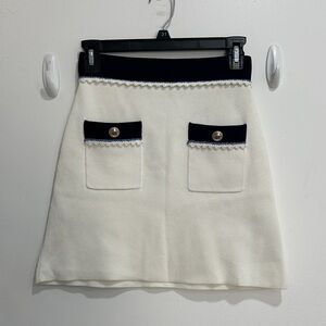 Maje NWT White Mini Skirt with Black Trim